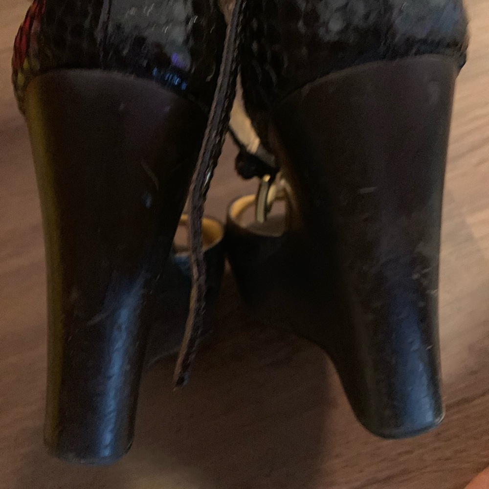 Coach Sandals - Picture 6 of 9